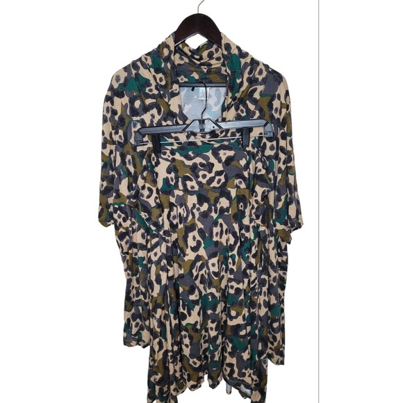 Gillian Grey Plus Size 3X Camouflage Print Tunic Skirt Set See Description - Picture 2 of 10